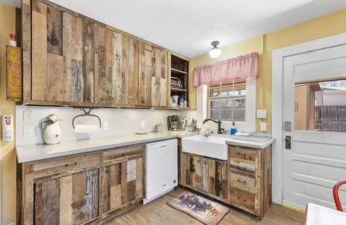 Alpine House | The Cowboy House - Rustic charm