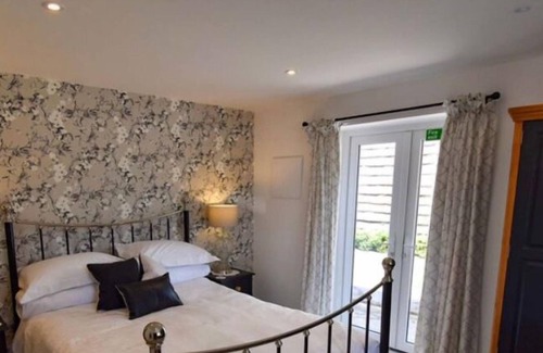 Loppington Bed & Breakfast | The Cowhous at Abbey Green Farm