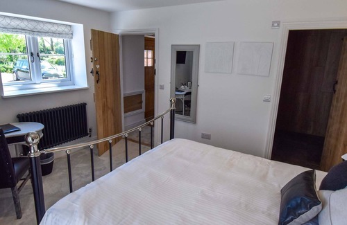 Loppington Bed & Breakfast | The Cowhous at Abbey Green Farm