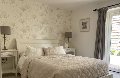 Loppington Bed & Breakfast | The Cowhous at Abbey Green Farm