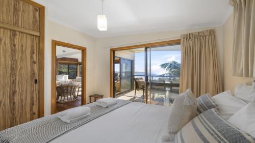 Valla Beach House | The Cowrie House - Ocean Views, Village, Surf