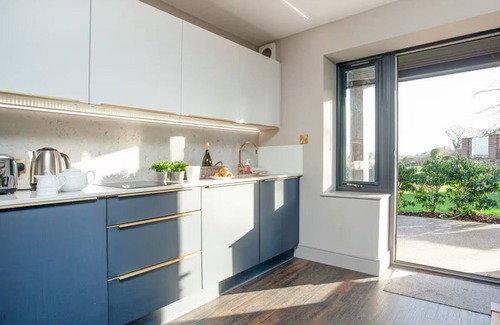 Down Thomas House | The Cowrie - Three Bedroom House, Sleeps 6