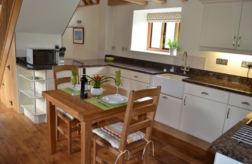 Angelbank House | The Cowshed, a tranquil retreat in the heart of rural Shropshire.
