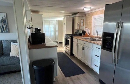 Zephyrhills House | The Cozy Bungalow Retreat
