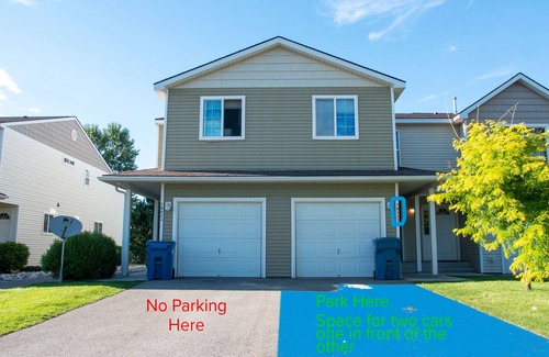 River Road Condo | The Cozy Condo - Centrally Located 3 Bedroom in the Heart of Missoula!