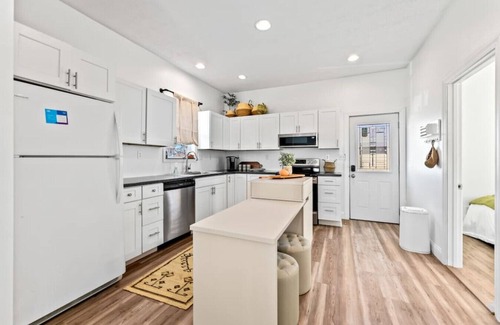 Sioux Falls House | The Cozy Corner - A 2BR Retreat