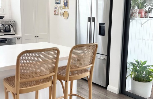 Charlestown House | The Cozy Cottage - Charming Coastal Getaway in Charlestown