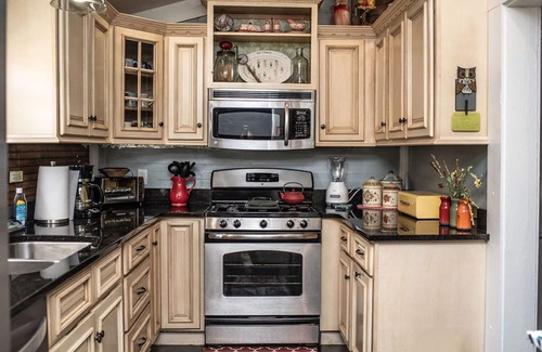Thomasville House | The Cozy Cottage