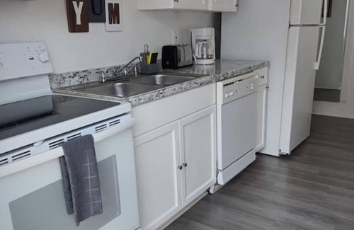 Bearss Plaza Apartment | The Cozy Cotton Detached Inlaw House -(2 Bedrooms)