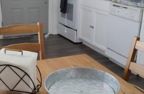 Bearss Plaza Apartment | The Cozy Cotton Detached Inlaw House -(2 Bedrooms)