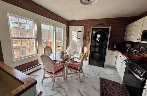 Plainville House | The Cozy Creamery