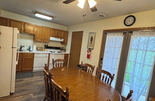 Crittenden Apartment | The Cozy Den located near the Ark Encounter