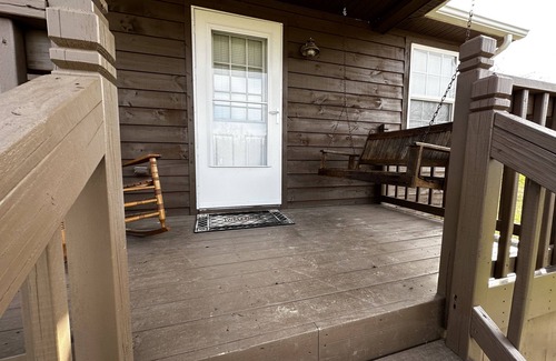 Wellington Cabin | The Cozy Den