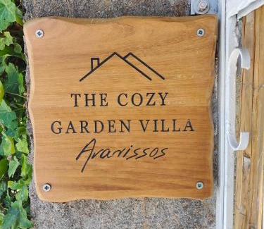 Pella House | The Cozy Garden Villa