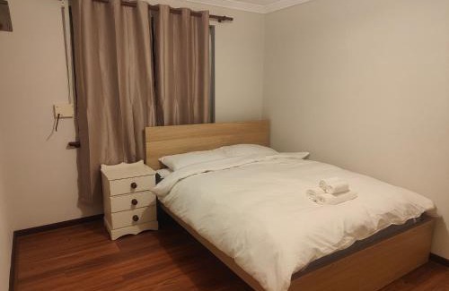 Armadale Apartment | The Cozy little House