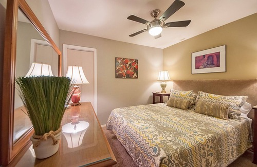 Northeast Dallas House | The Cozy Owl Cottage - so close to so much