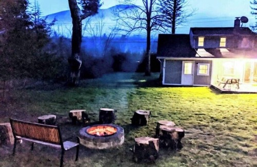 Jewett Center House | The Cozy Pine