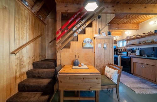 Big Bear City Cabin | The Cozy Rozy A Frame Cabin