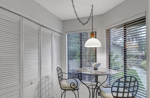 Palm Valley House | The Cozy Turtle - TPC Sawgrass Townhome Rental in Ponte Vedra Beach