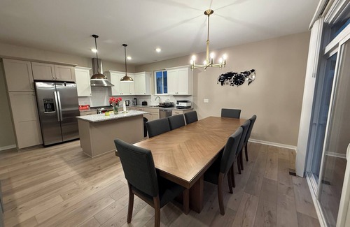 Kentwood House | The Crash Pad 1