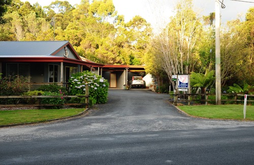 Strahan Apartment | The Crays Accommodation