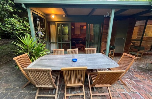 Wodonga House | The Creek Cottage Wodonga