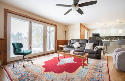 Creemore House | The Creemore Retreat, A Private, Natural Wonderland