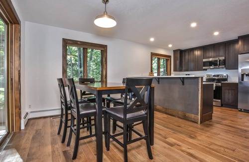 Rhinelander House | The Crescent Lakehouse