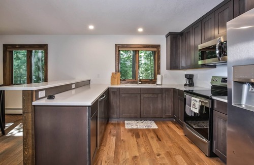 Rhinelander House | The Crescent Lakehouse
