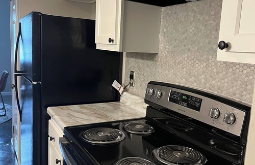 Hoover Condo | The Crest, a cozy 2-bedroom condo for your family to enjoy.