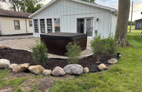 Bass Lake House | The CREW House at Bass Lake, IN