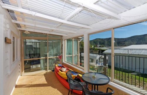 Waikawa Bay House | The Crib - Marlborough Bach