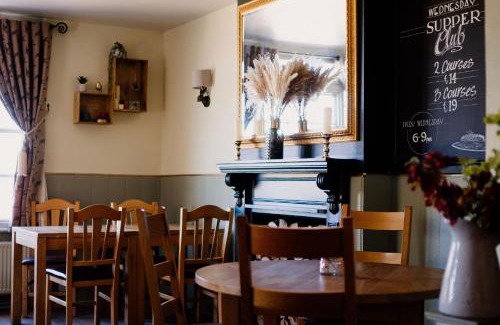 Rickling Green Hotel | The Cricketers Arms
