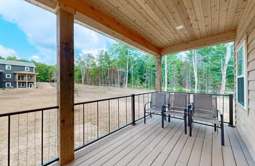 Eagle River House | The Crossing at Lake Forest- 35 & 36