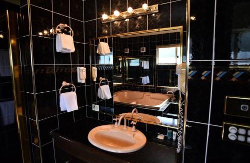 Junee Hotel | The Crossing Motel