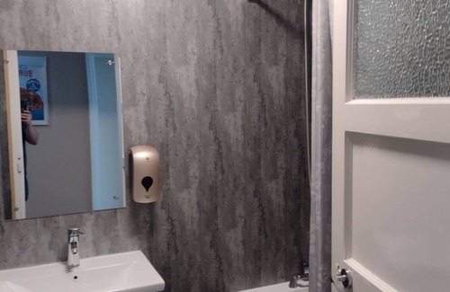 Keynsham Hotel | The Crown Inn - By Blunt Bars