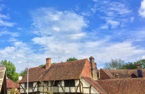 Chiddingfold Hotel | The Crown Inn