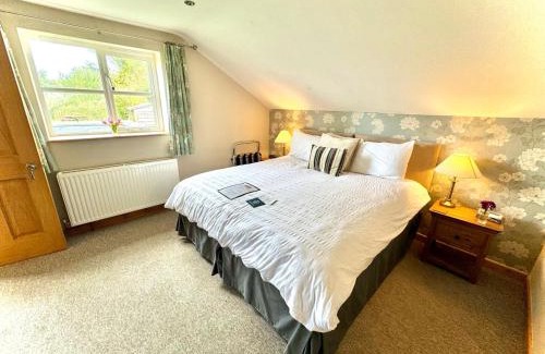 West Down Bed & Breakfast | The Crown Inn