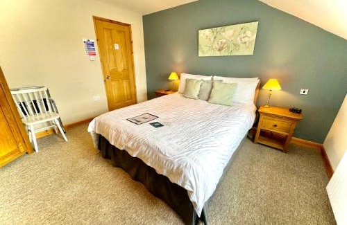 West Down Bed & Breakfast | The Crown Inn