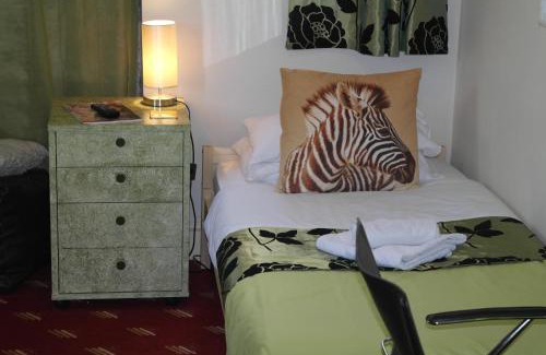Chapel Hill House | The Crown Lodge Bed & Breakfast