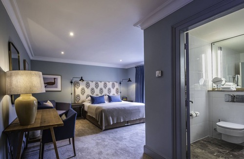 Stoke by Nayland Hotel | The Crown Stoke By Nayland