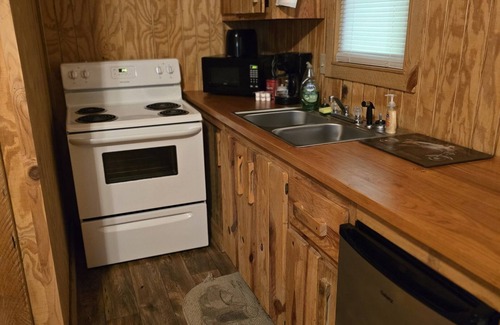 Board Camp Cabin | The Crowned Eagle Cabin