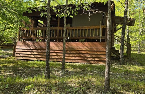 Board Camp Cabin | The Crowned Eagle Cabin