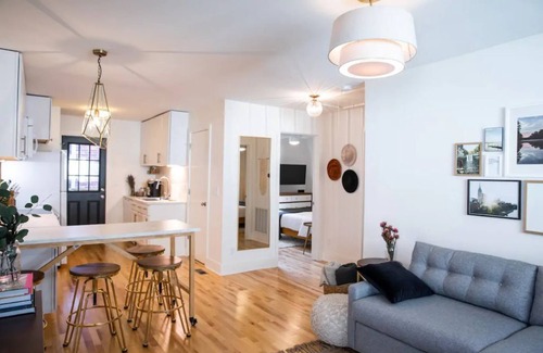 Germantown Apartment | The Crystal | Lovely, Comfy, & Super Walkable