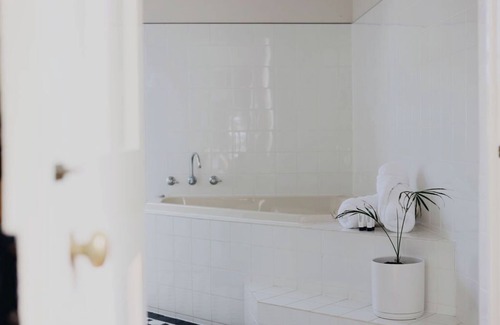 Port Macdonnell Bed & Breakfast | The Customs House Port MacDonnell