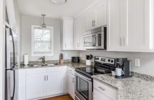 Pine Mountain House | The cutest cottage in all of Pine Mountain!