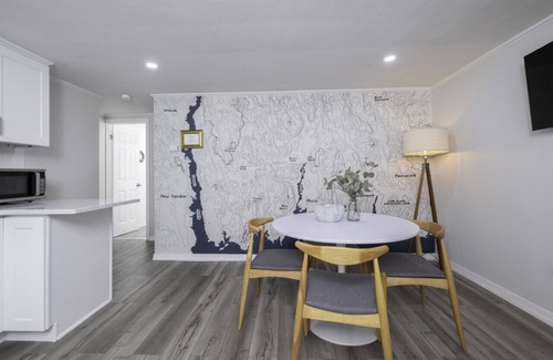 Old Mystic Apartment | The Cutler 1-bedroom · Near Mystic, Casinos + USCGA