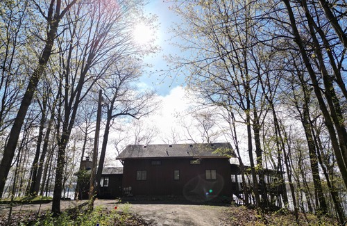 Deerwood Cabin | The Cuyuna "Retro Retreat" Family Lake Home