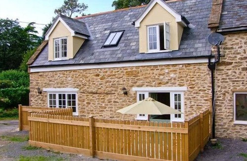 Haselbury Plucknett Cottage | The Cygnet