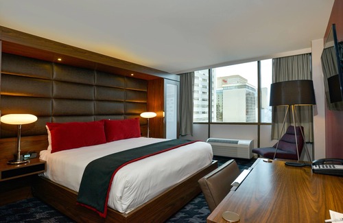 Downtown Las Vegas Hotel | the D Las Vegas